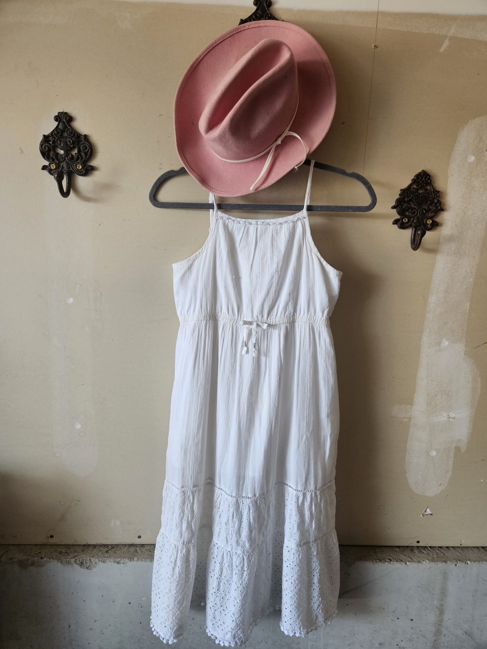 Cat & Jack Girls White Smocked Eyelet Lace Tiered Midi Dress Medium 7/8